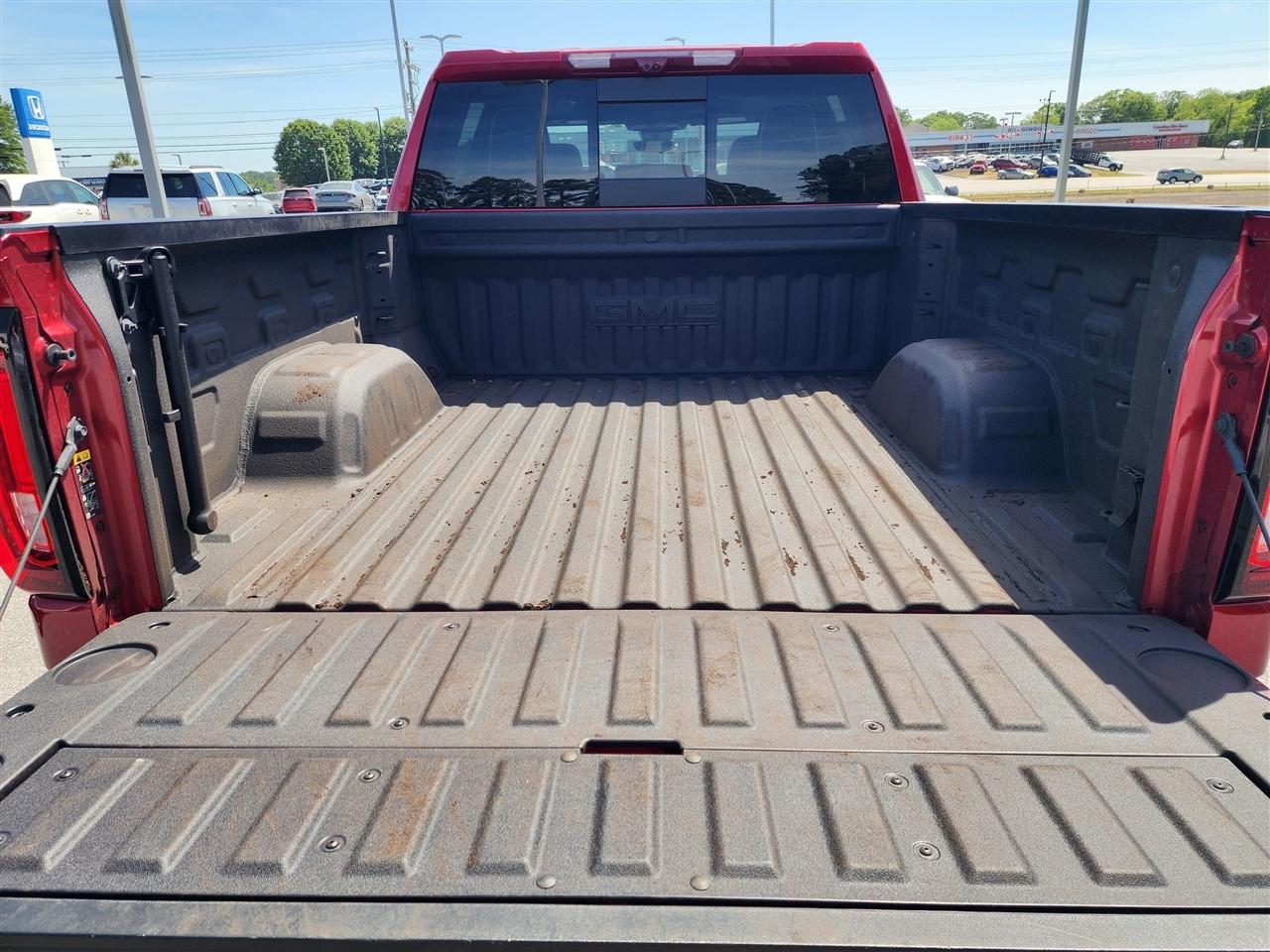GMC Sierra 1500 AT4X Crew Cab 4WD 2025