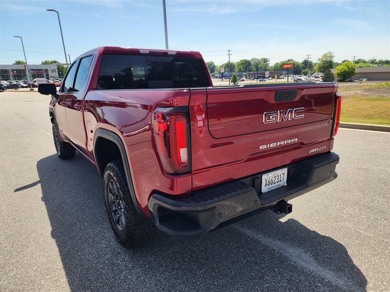 GMC Sierra 1500 AT4X Crew Cab 4WD 2025