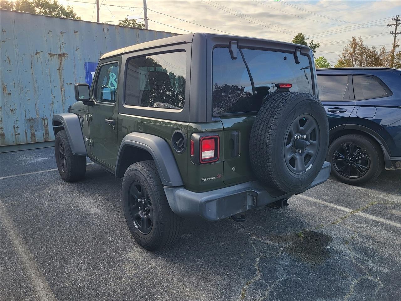 Jeep Wrangler Sport 4WD 2020