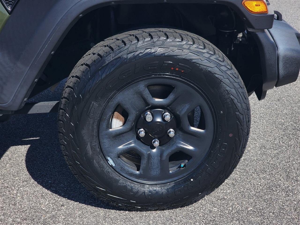 Jeep Wrangler Sport 4WD 2020