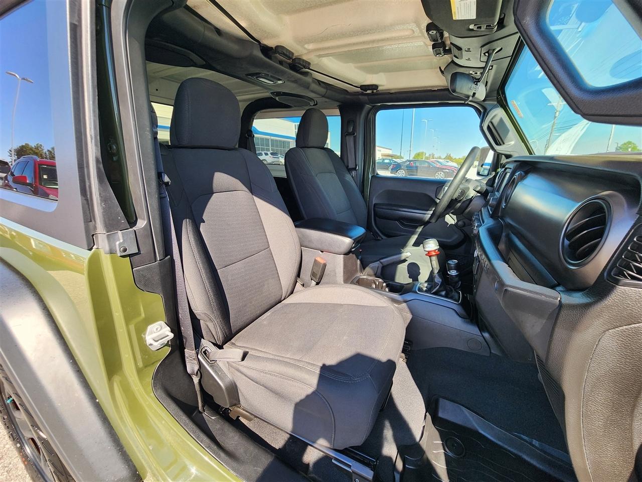 Jeep Wrangler Sport 4WD 2020