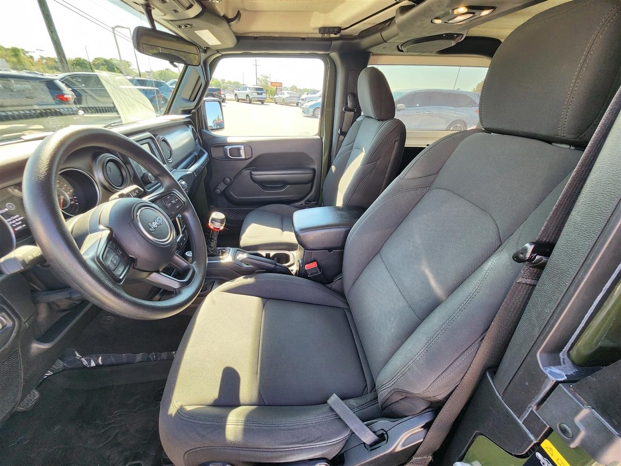 Jeep Wrangler Sport 4WD 2020
