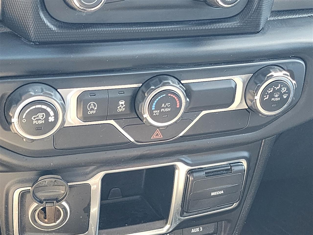 Jeep Wrangler Sport 4WD 2020