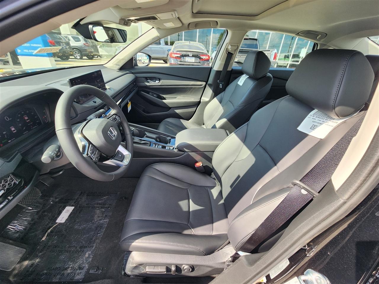 Honda Accord Touring Hybrid 2026