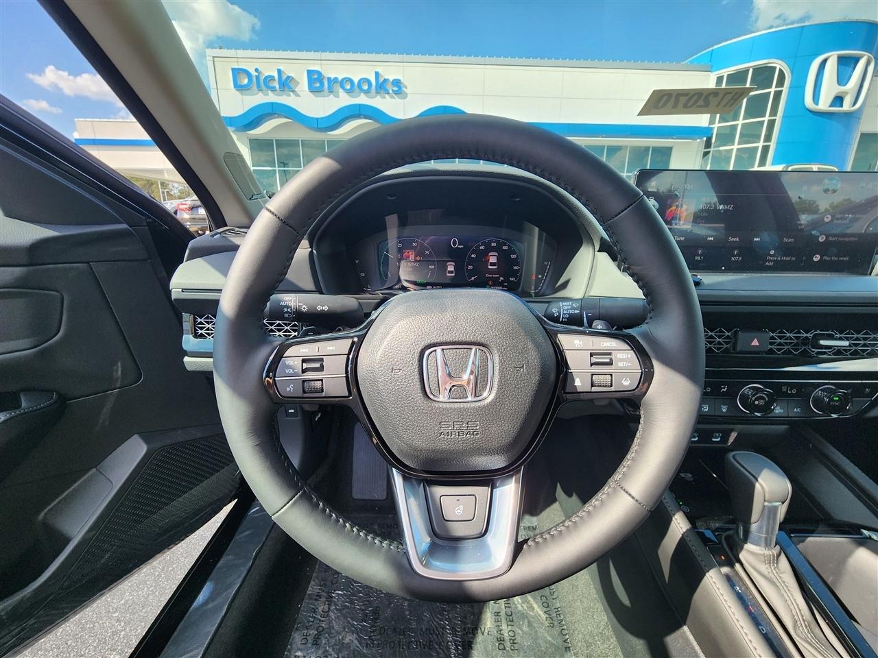 Honda Accord Touring Hybrid 2026