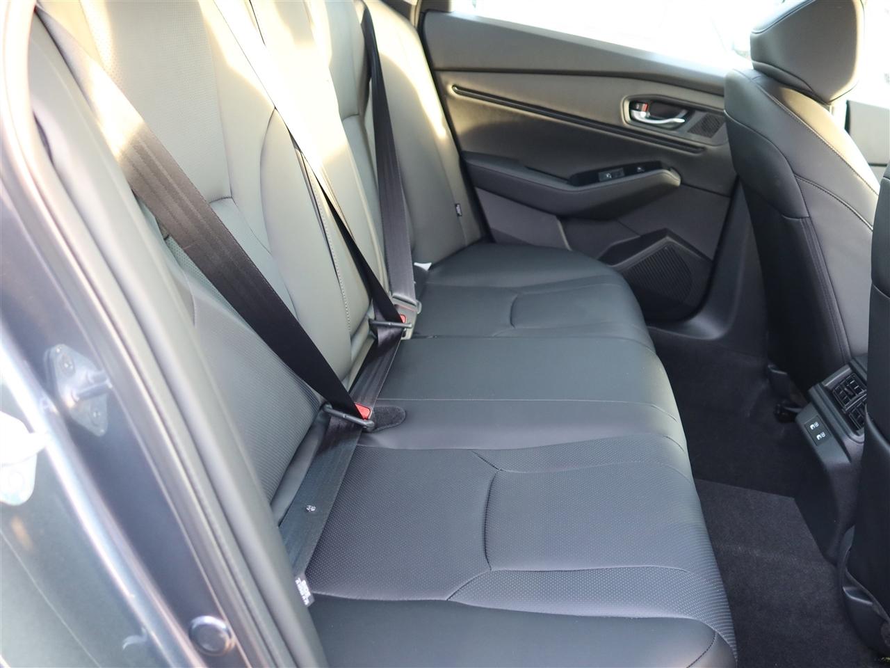 Honda Accord Touring Hybrid 2026