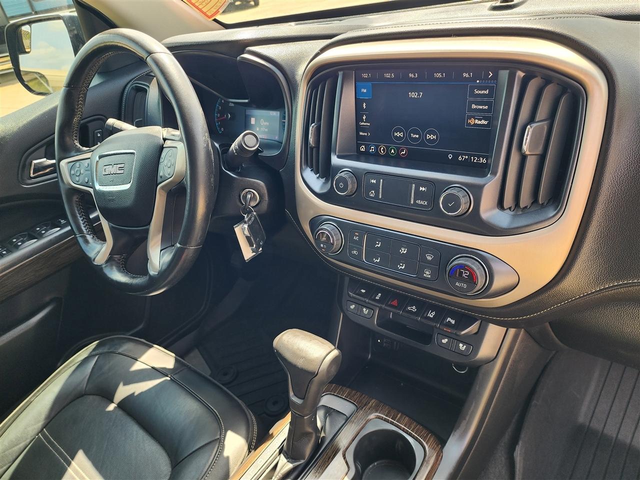 GMC Canyon Denali Crew Cab 4WD Long Box 2020