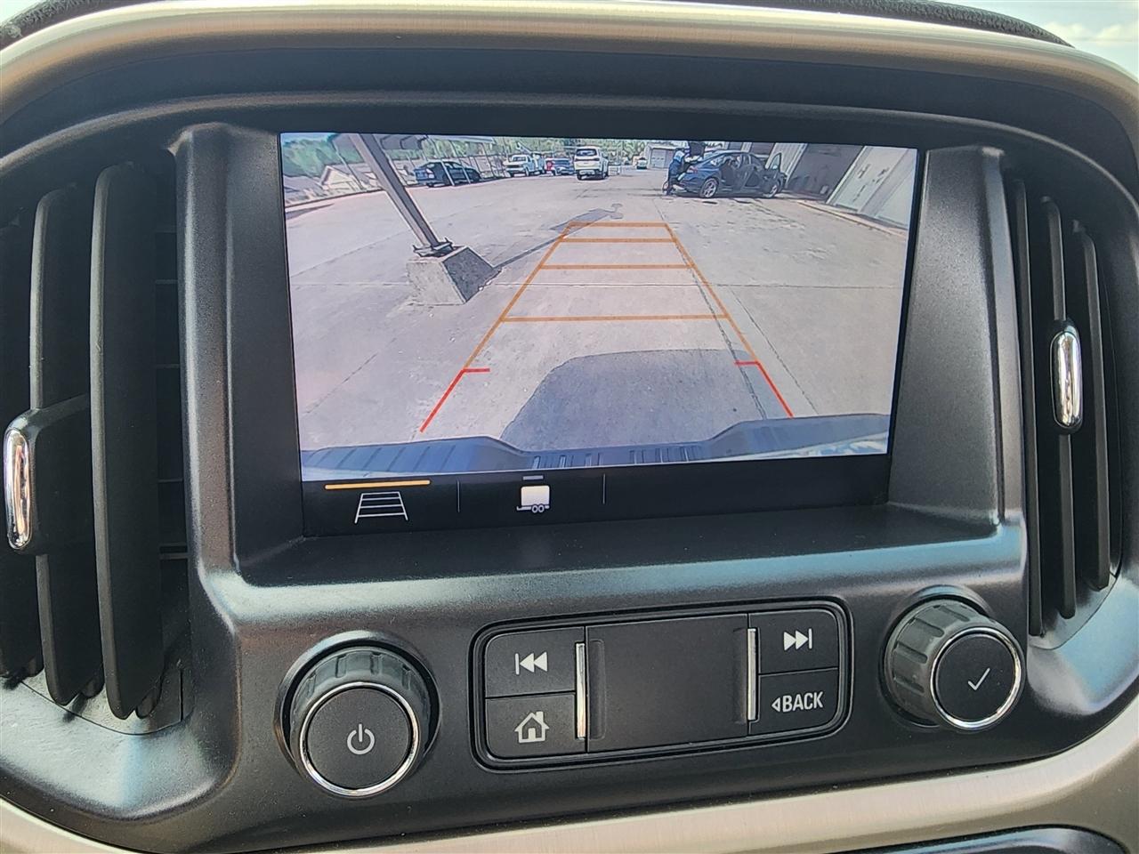 GMC Canyon Denali Crew Cab 4WD Long Box 2020