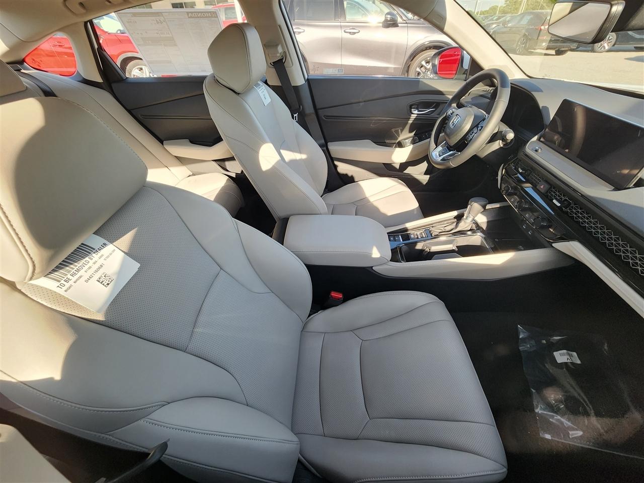 Honda Accord Touring Hybrid 2026