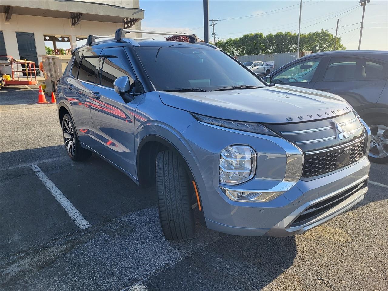 Mitsubishi Outlander SEL 2025