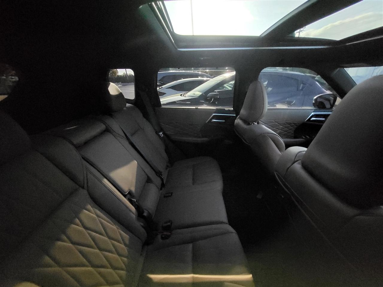 Mitsubishi Outlander SEL 2025