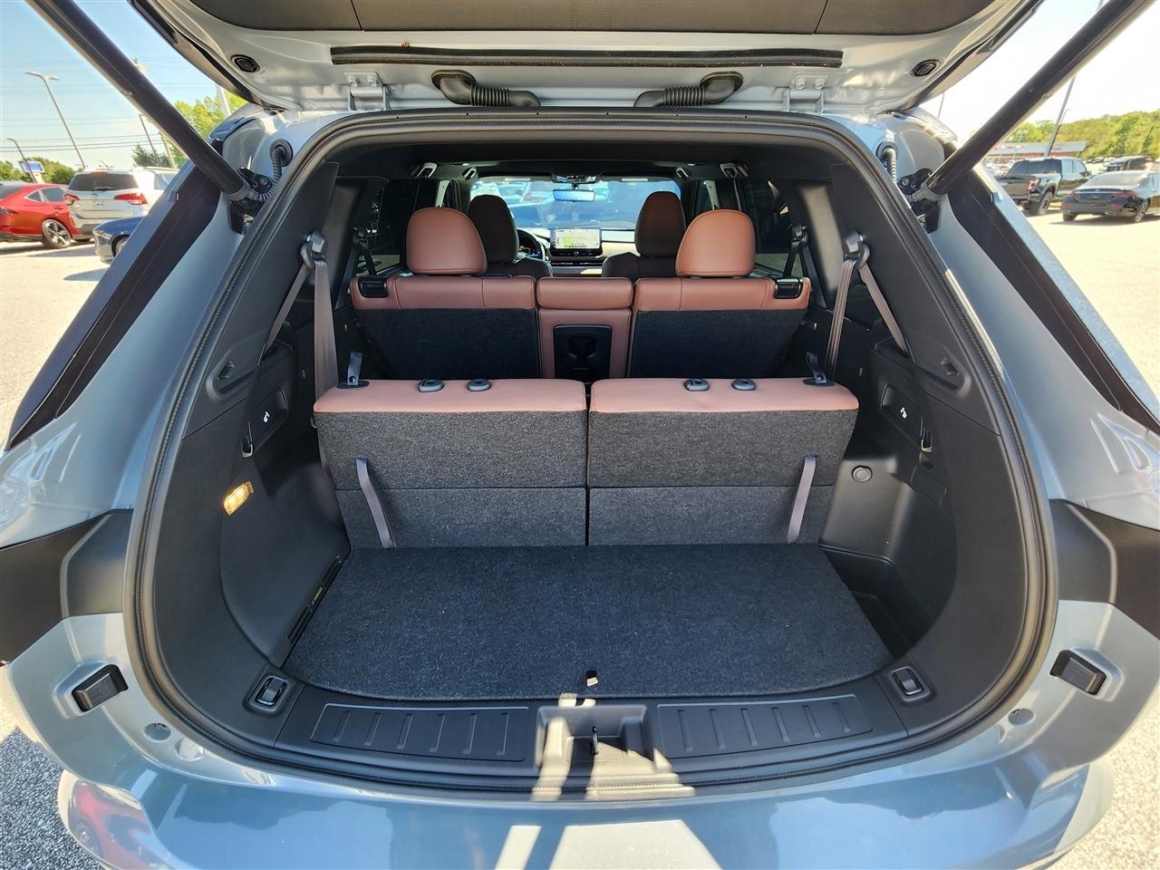 Mitsubishi Outlander SEL 2025