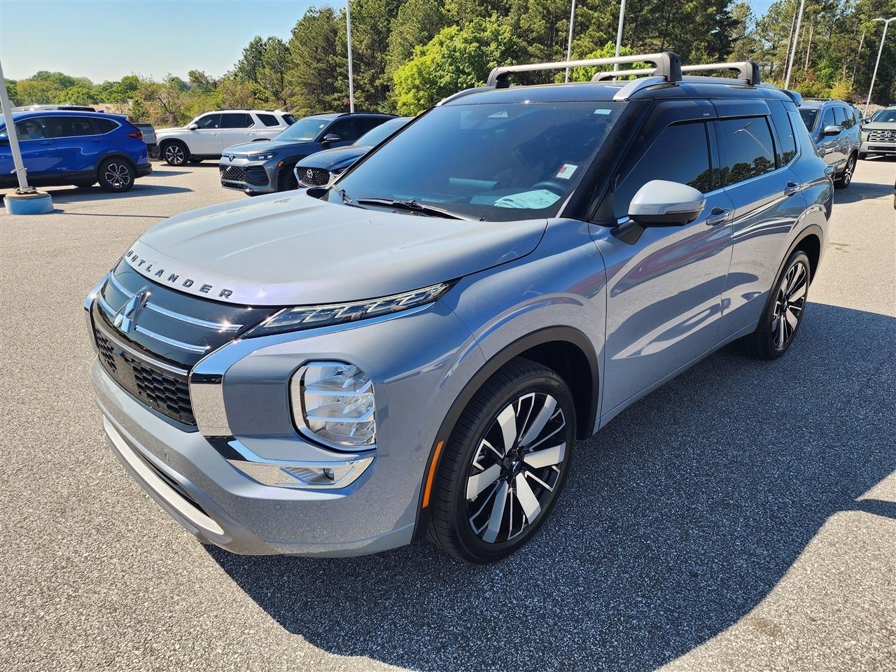 Mitsubishi Outlander SEL 2025