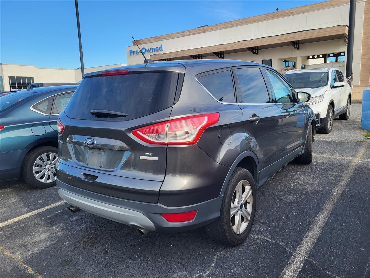 Ford Escape SE FWD 2016