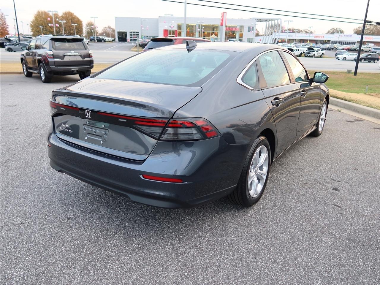 Honda Accord LX 2025