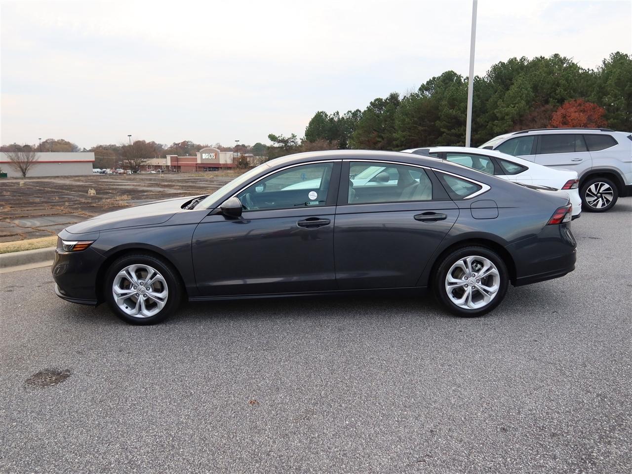 Honda Accord LX 2025