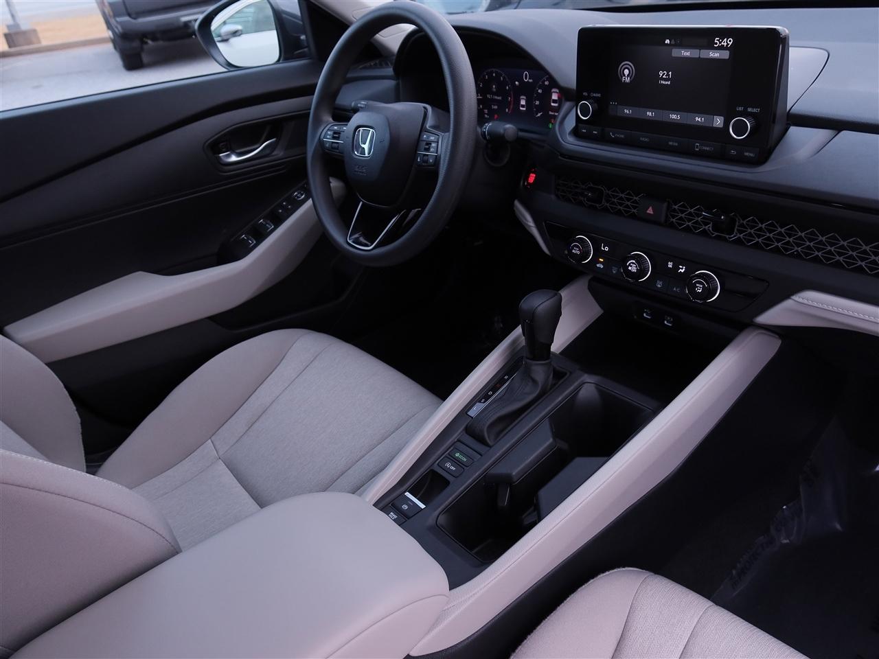 Honda Accord LX 2025