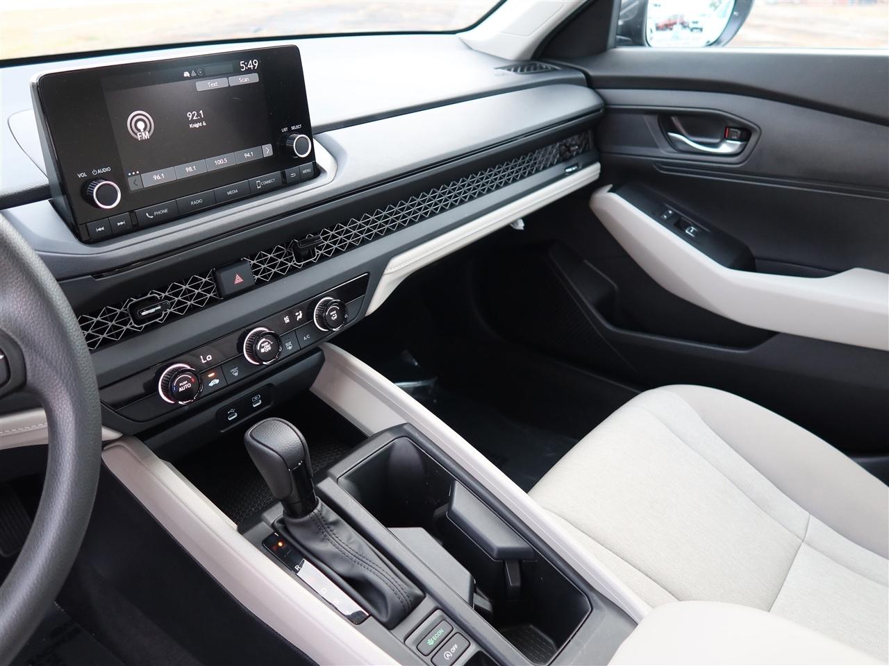 Honda Accord LX 2025