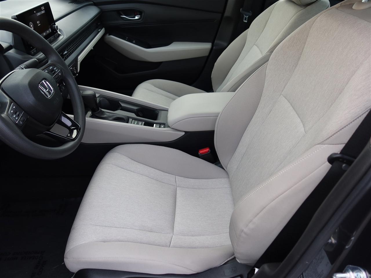 Honda Accord LX 2025