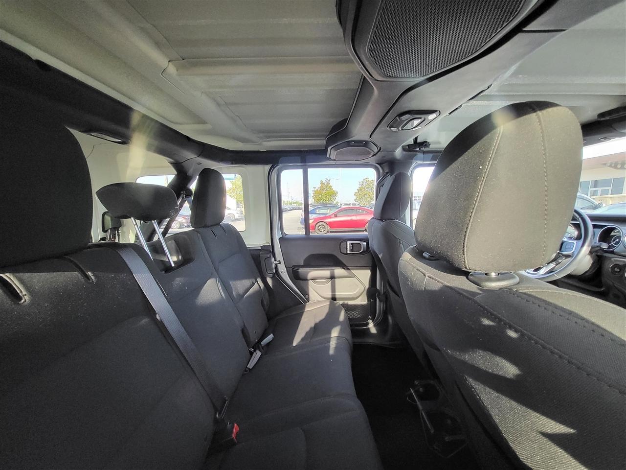 Jeep Wrangler Unlimited Sahara 2018