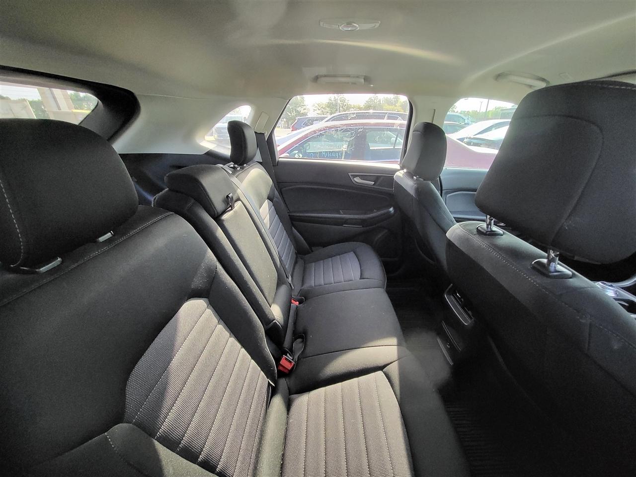 Ford Edge SE AWD 2022