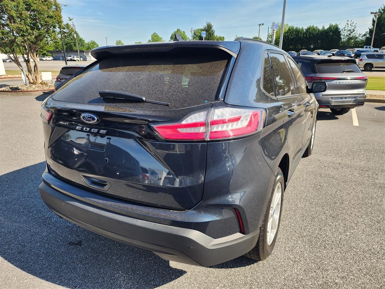 Ford Edge SE AWD 2022