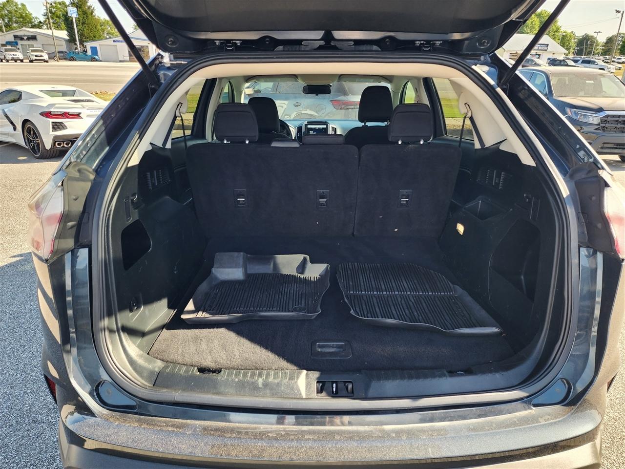 Ford Edge SE AWD 2022