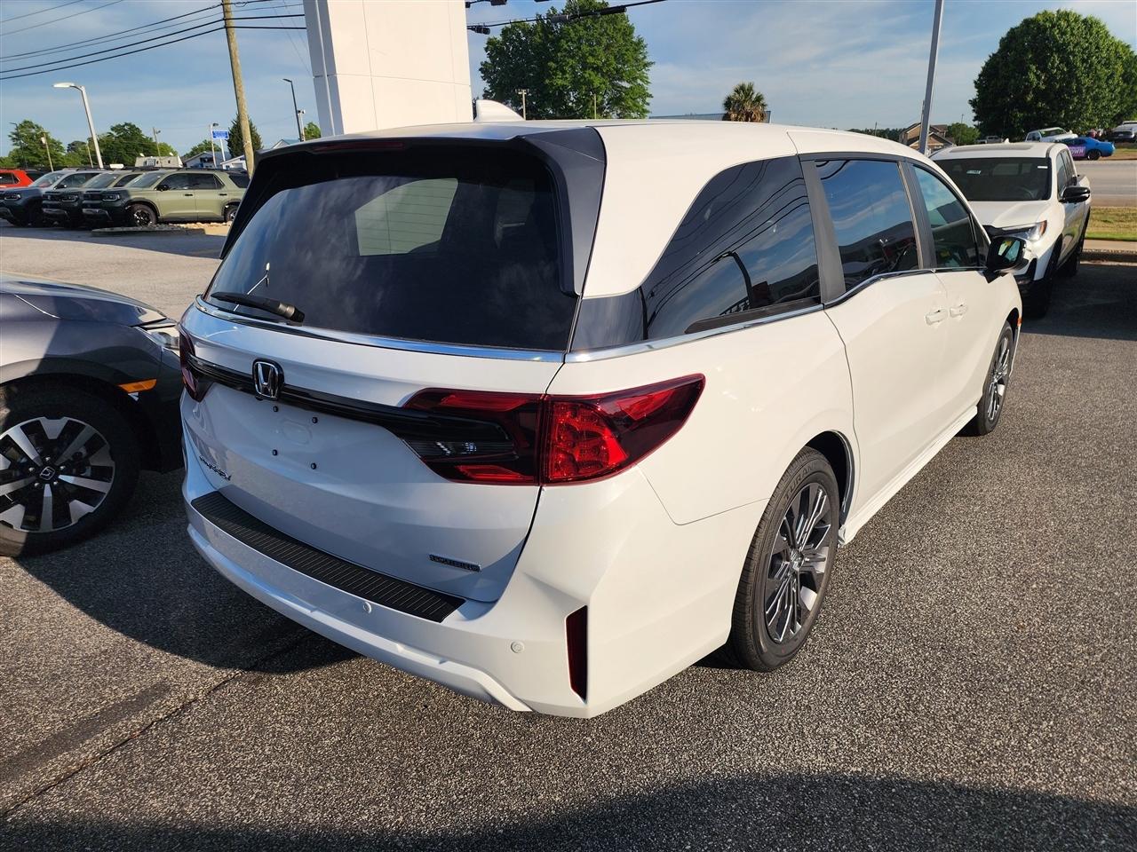 Honda Odyssey Touring 2026