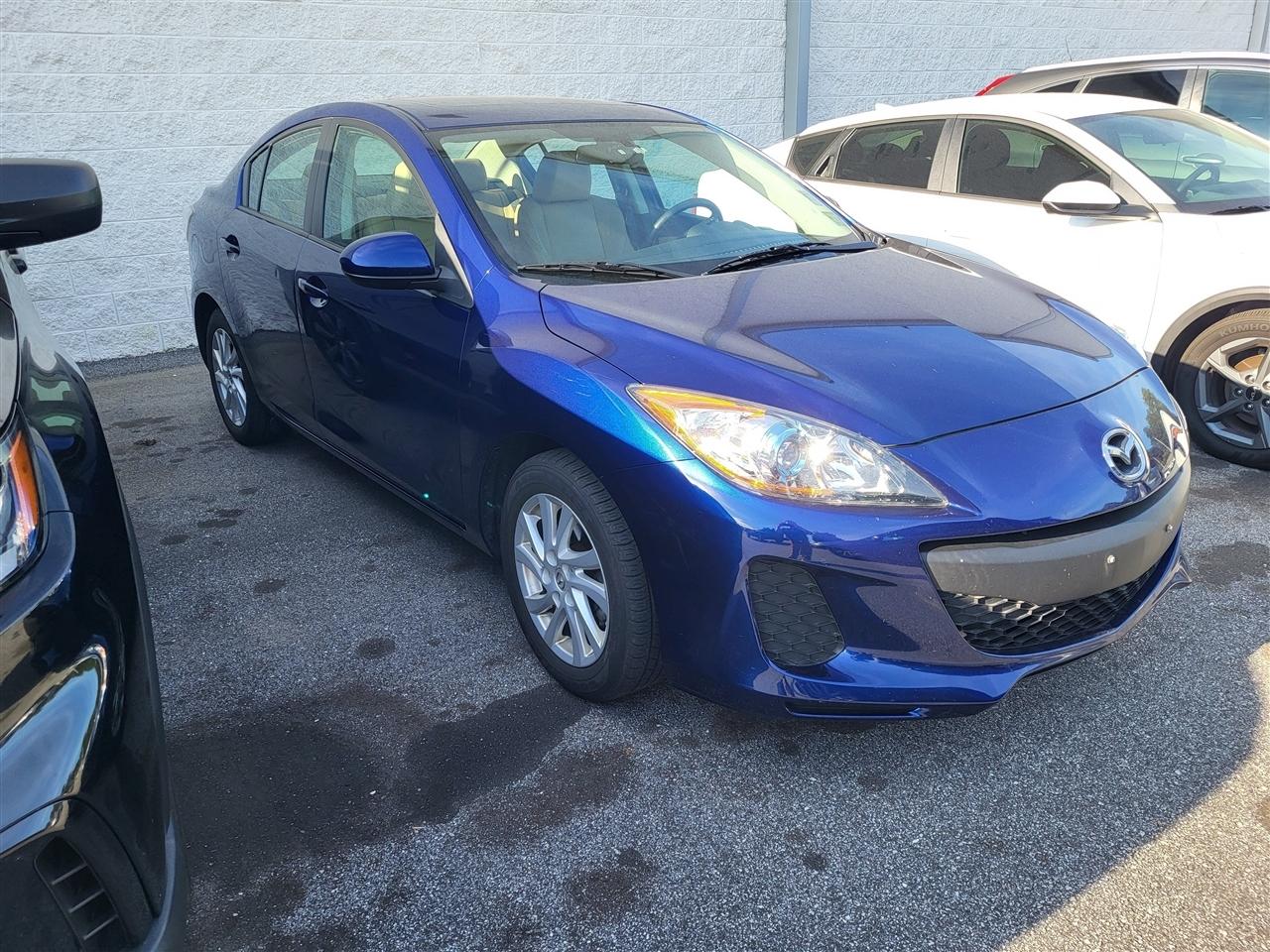 Mazda MAZDA3 I Grand Touring 4-Door 2012