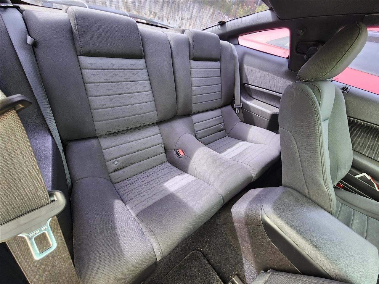 Ford Mustang GT Deluxe Coupe 2008