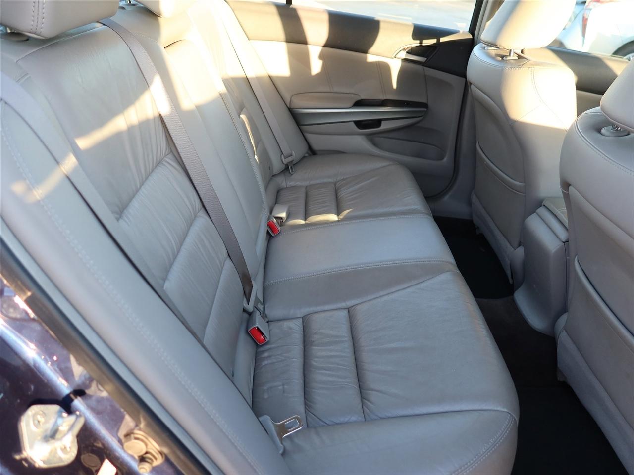 Honda Accord EX-L V-6 Sedan AT 2009