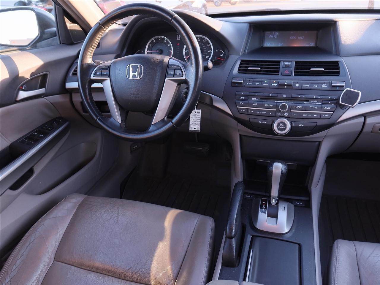 Honda Accord EX-L V-6 Sedan AT 2009