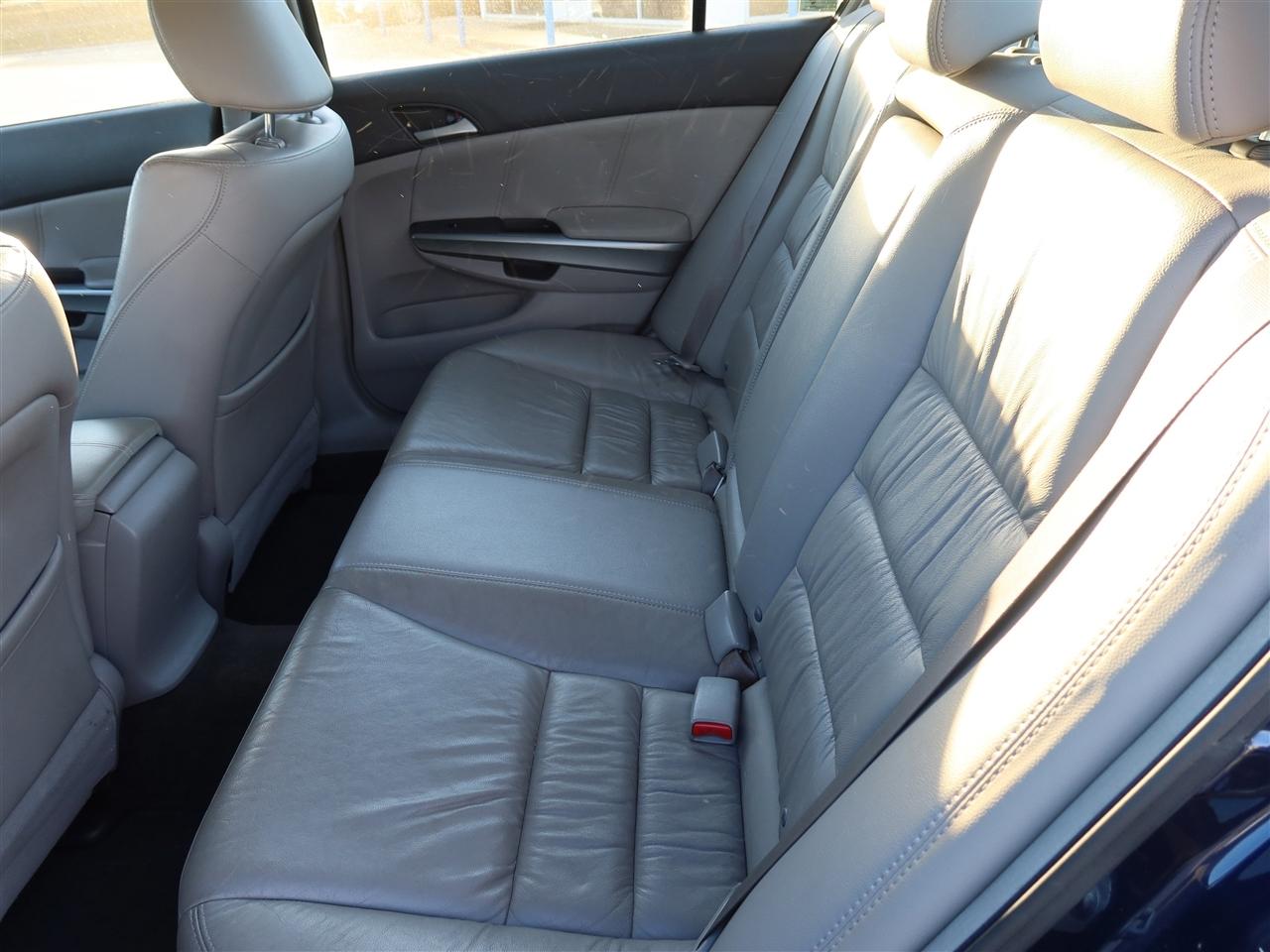 Honda Accord EX-L V-6 Sedan AT 2009