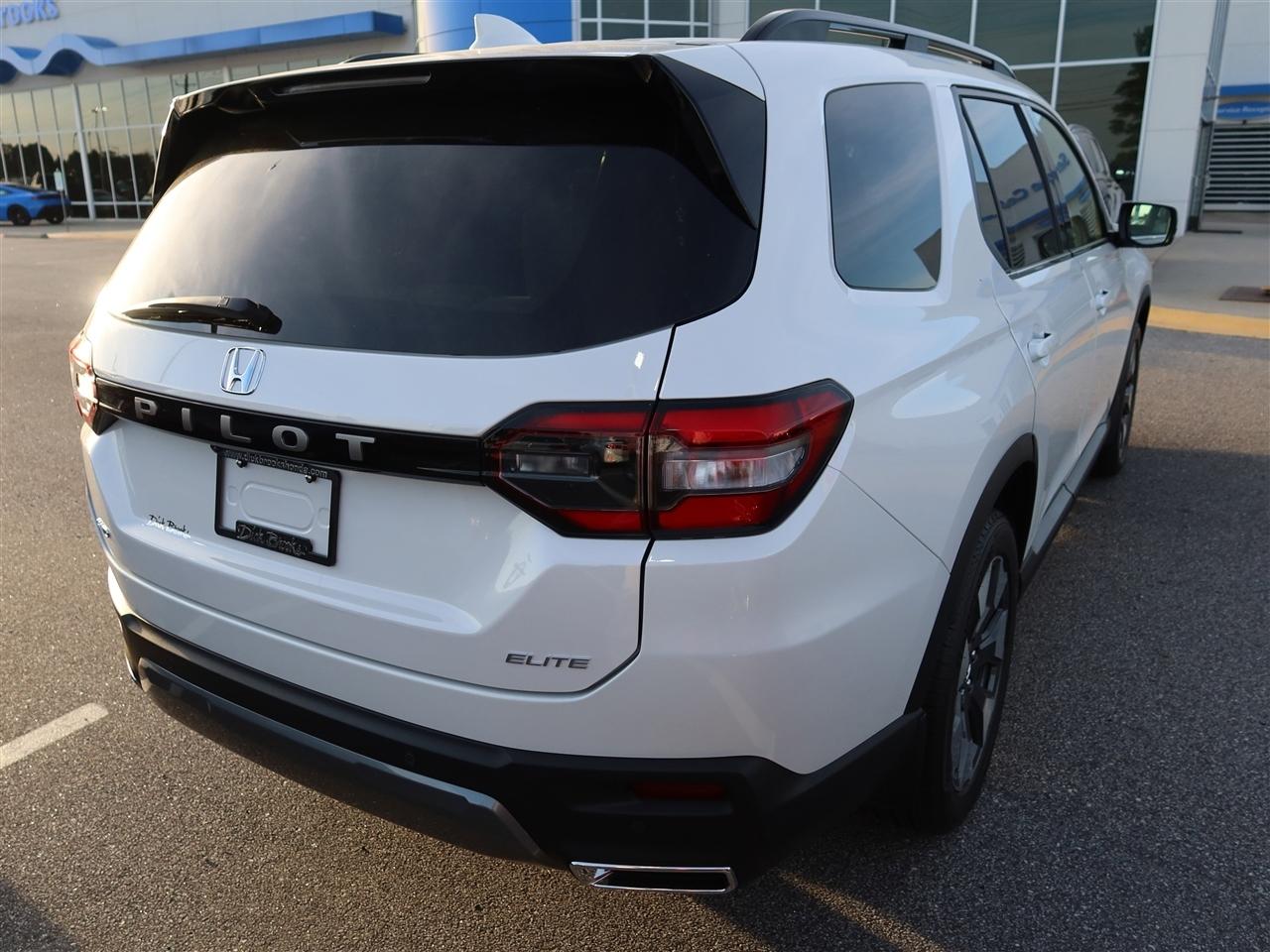 Honda Pilot Elite AWD 2026