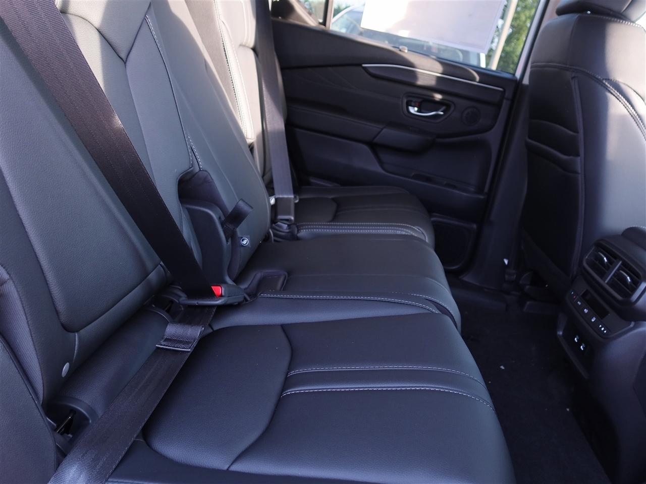 Honda Pilot Touring AWD 2026