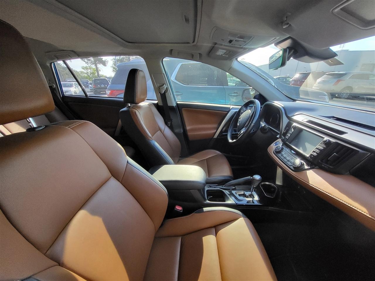 Toyota RAV4 Hybrid Limited 2016