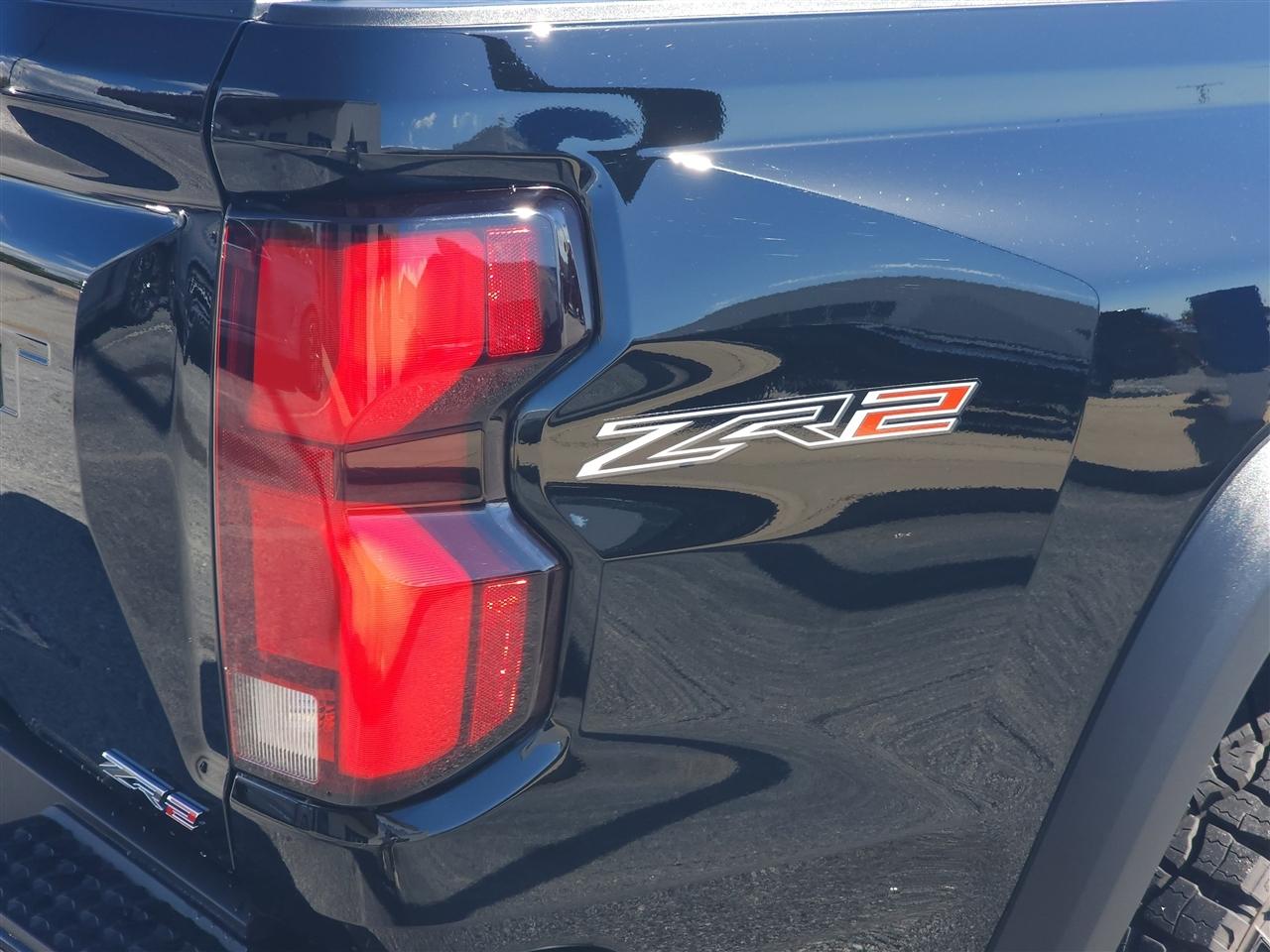 Chevrolet Colorado ZR2 Crew Cab 4WD 2024