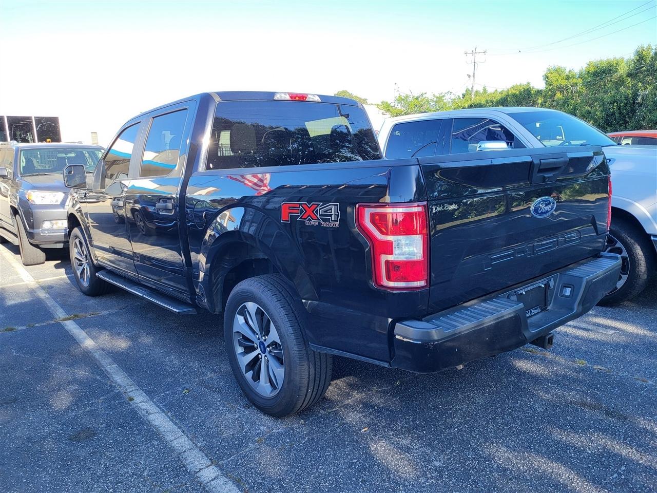 Ford F-150 XL SuperCrew 5.5-ft. Bed 4WD 2019