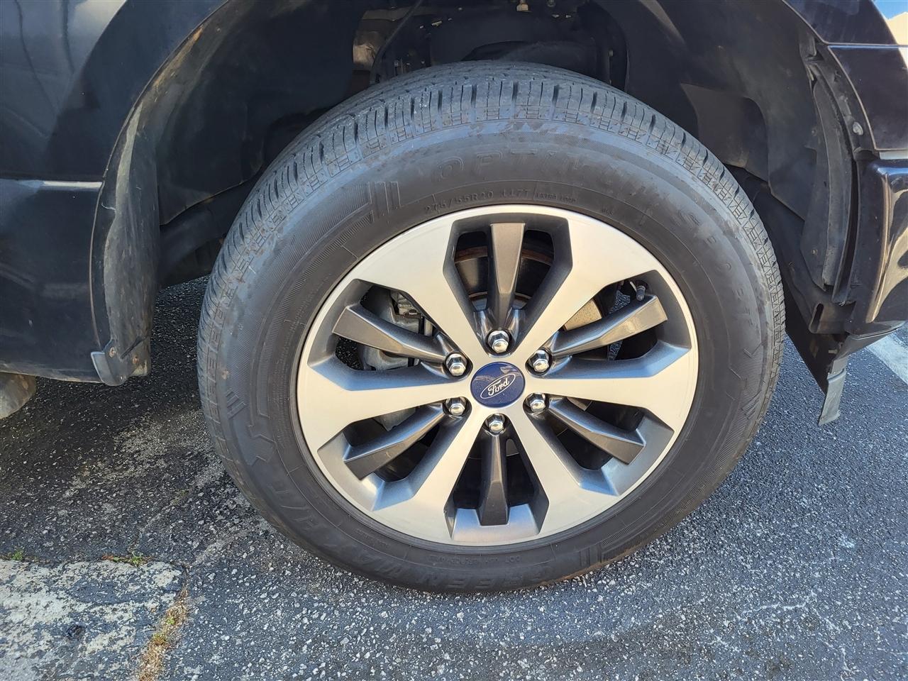 Ford F-150 XL SuperCrew 5.5-ft. Bed 4WD 2019