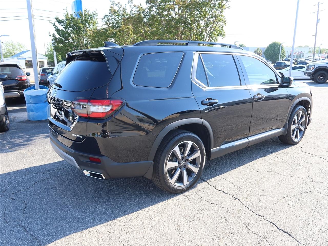 Honda Pilot Touring 2025