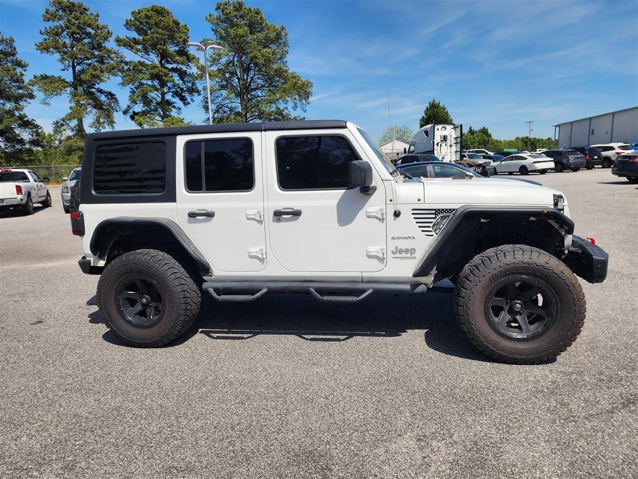 Jeep Wrangler Unlimited Sahara 2018