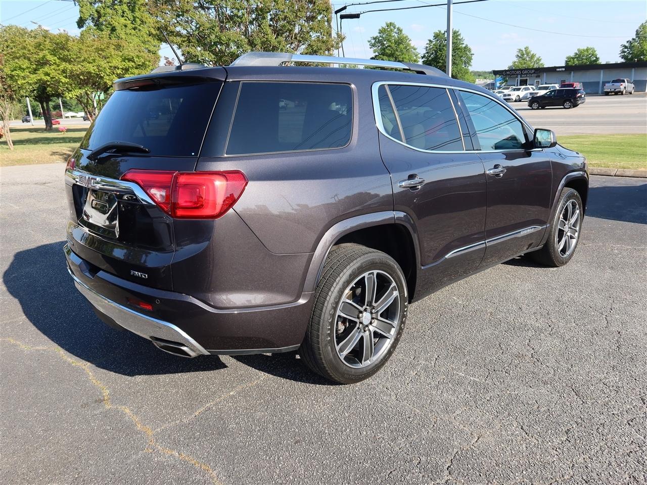 GMC Acadia Denali AWD 2019