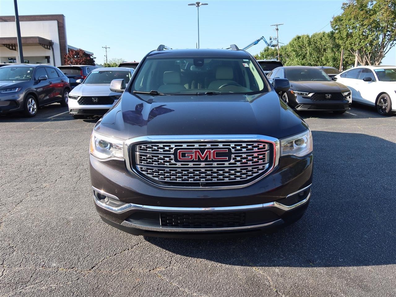 GMC Acadia Denali AWD 2019