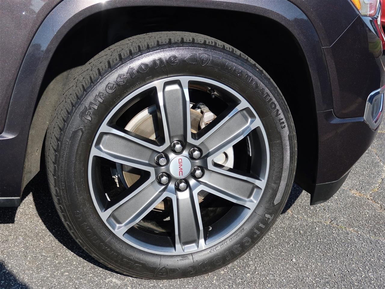 GMC Acadia Denali AWD 2019