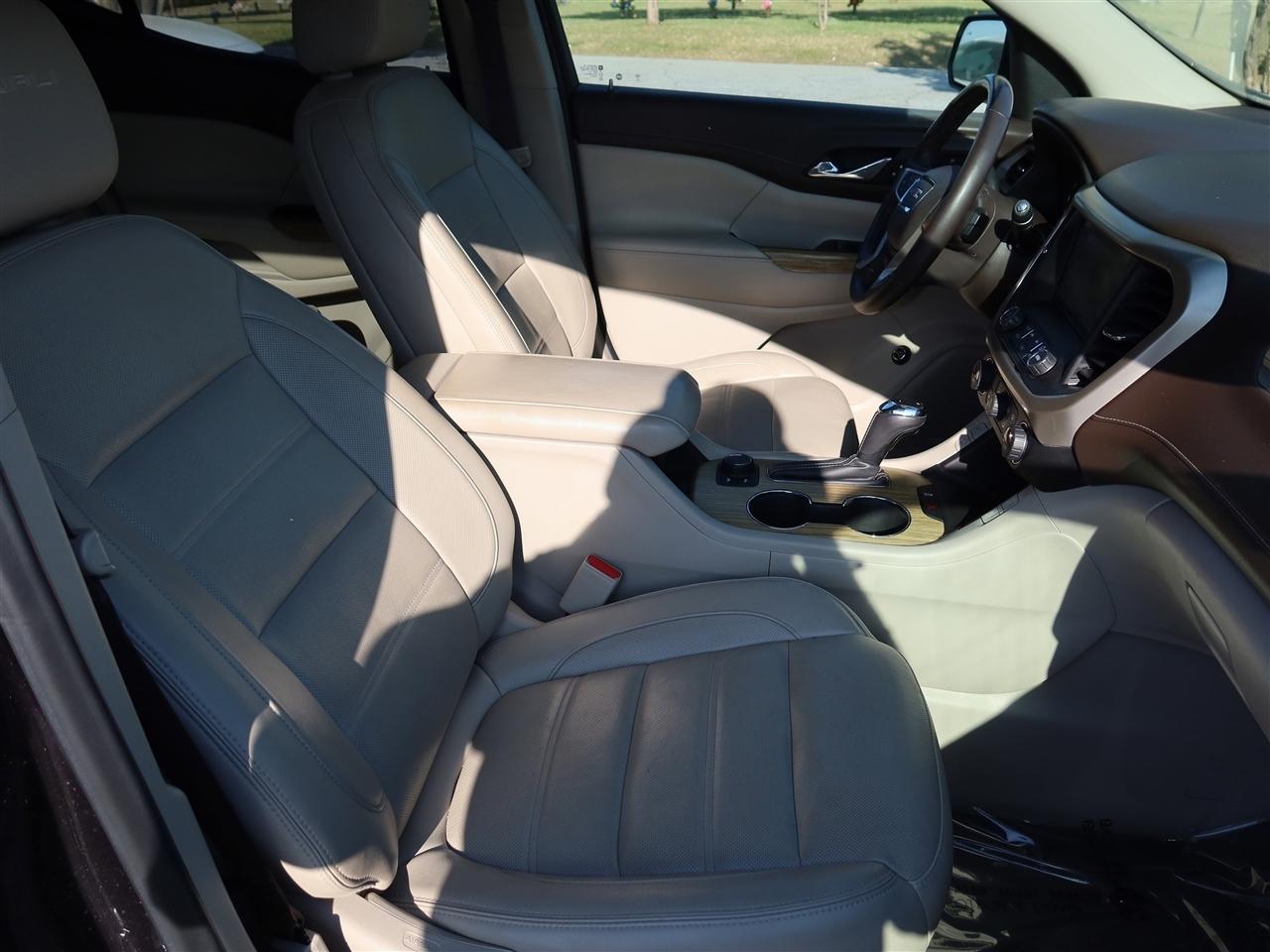 GMC Acadia Denali AWD 2019