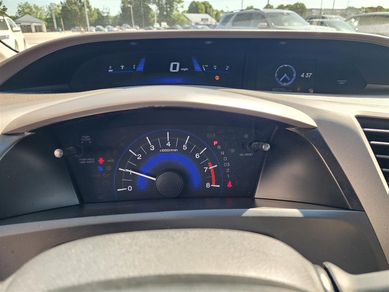 Honda Civic LX Sedan 5-Speed AT 2012