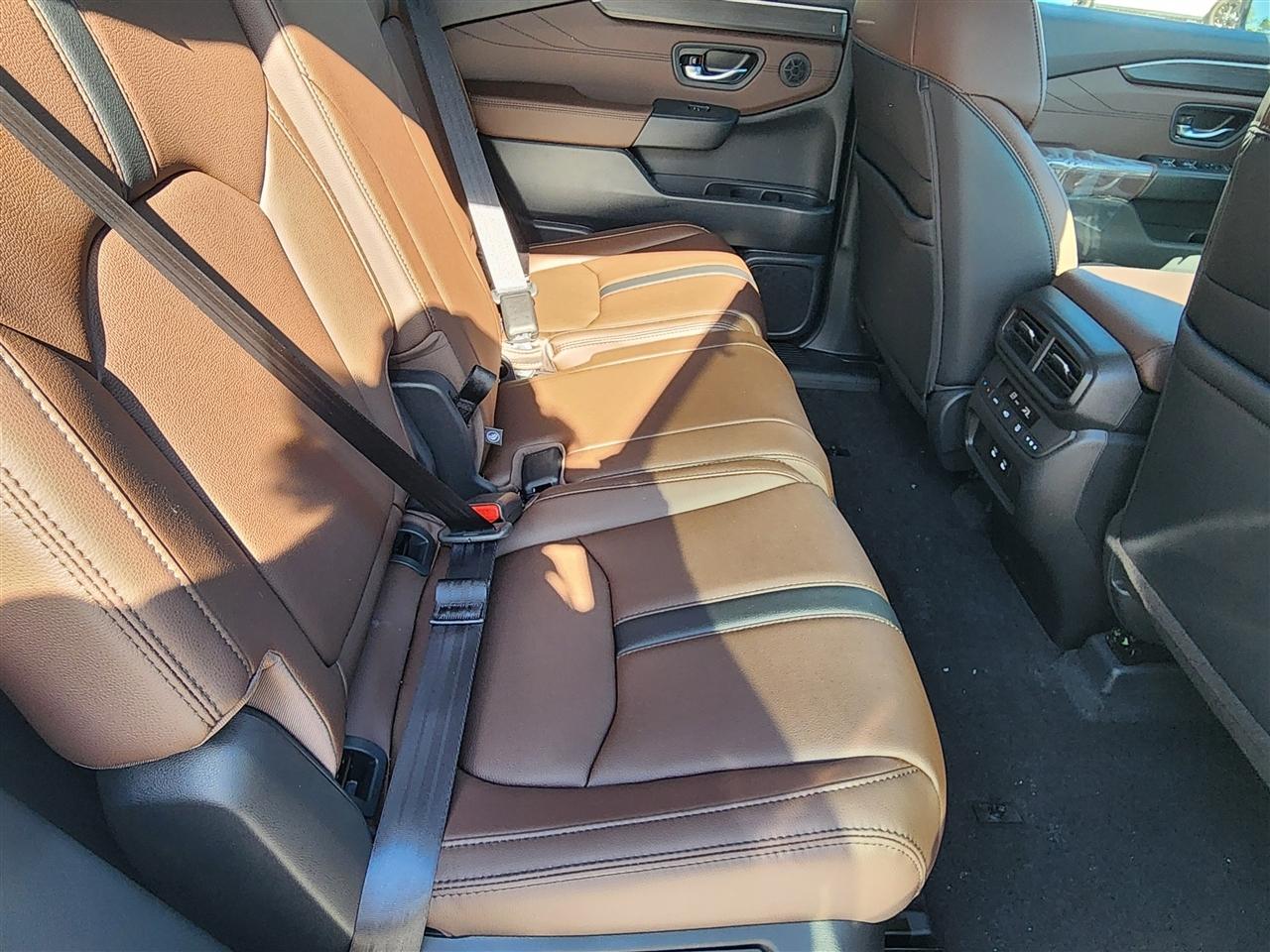 Honda Pilot Touring AWD 2026