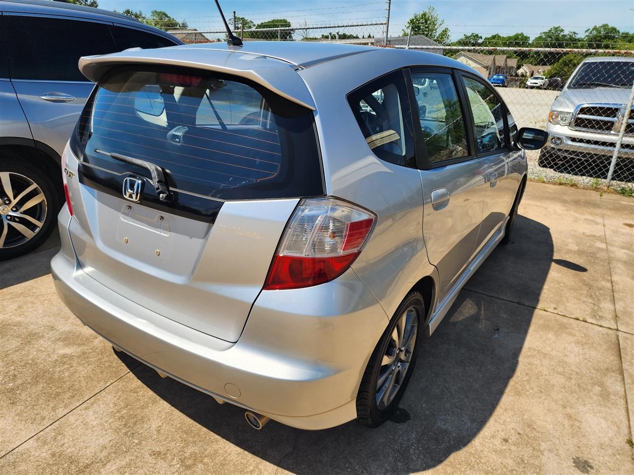 Honda Fit Sport 5-Speed AT 2013