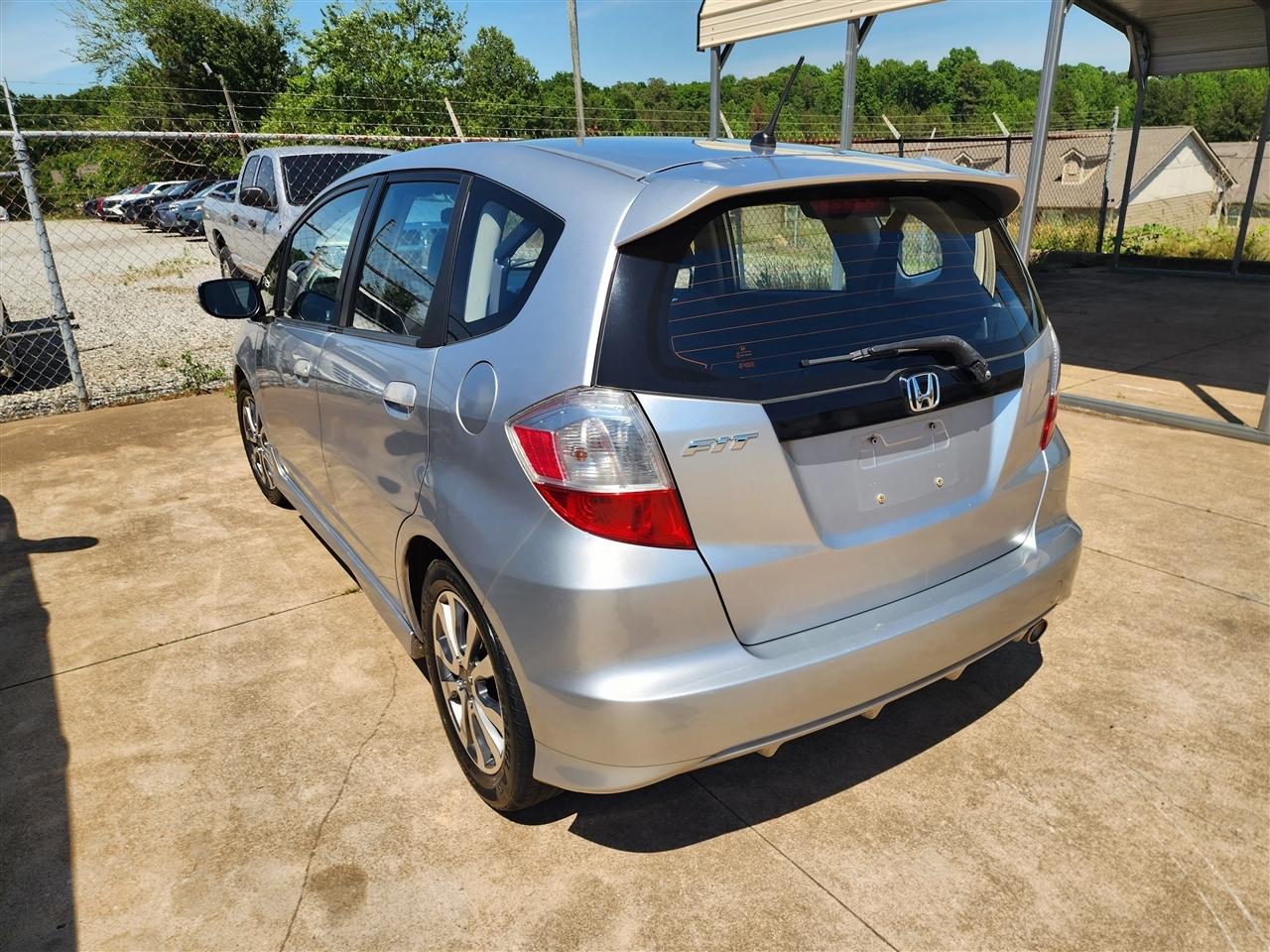 Honda Fit Sport 5-Speed AT 2013