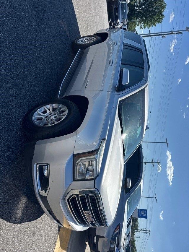 GMC Yukon SLE 4WD 2015